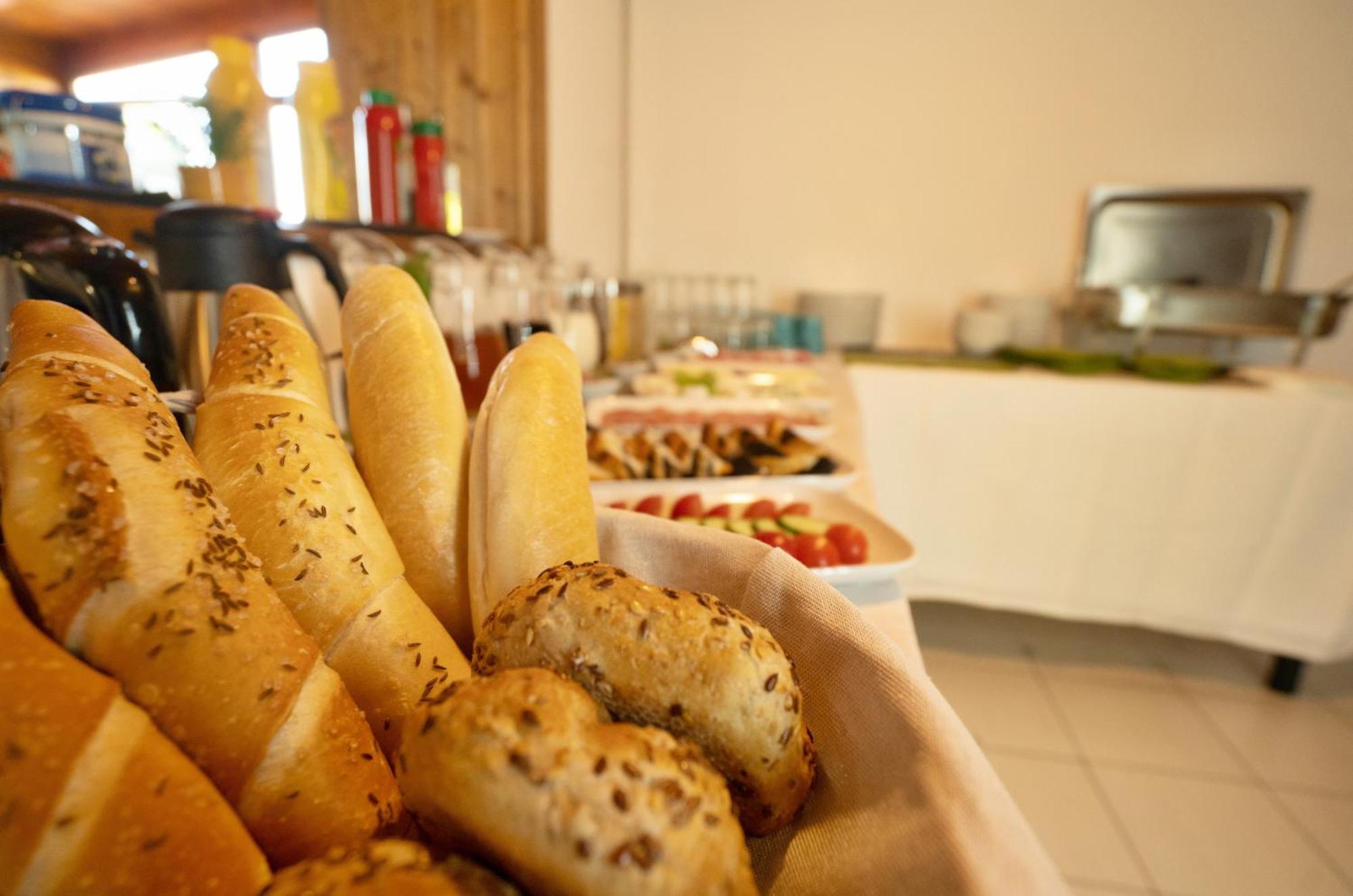 Penzion Trojna Lednice-Vhodne Na Svatby,Rodinne Akce,Teambuilding Εξωτερικό φωτογραφία